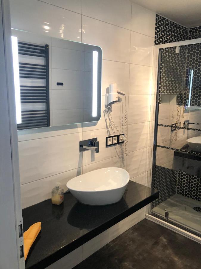Hotel Am Müritzhafen Garni *