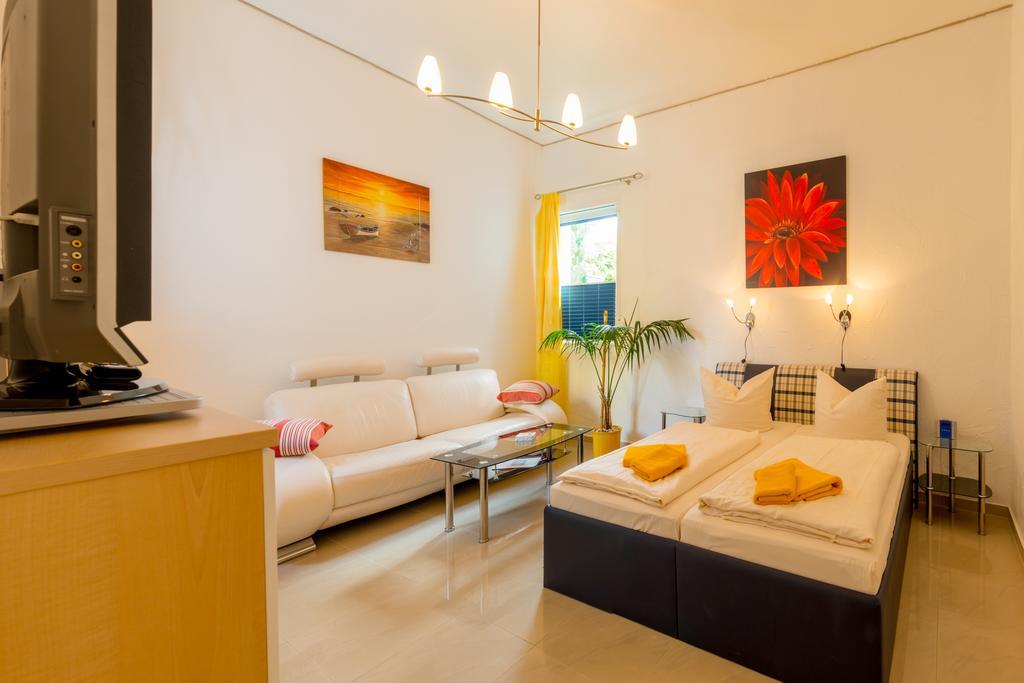 Hotel Am Müritzhafen Garni